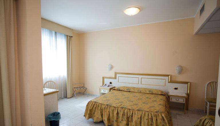 Hotel Alexander Palace Абано-Терме Екстер'єр фото